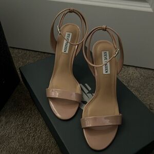 Steve Madden Nude Patent ankle wrap sandal size 7. Worn once